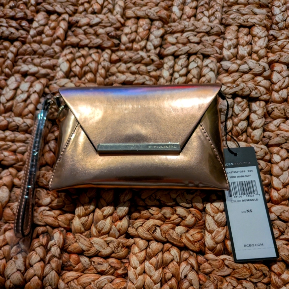 BCBG MAXAZRIA Mini Harlow Rose Gold Envelope Clutch/ Wristlet